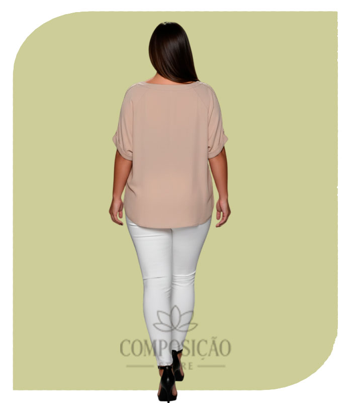 Blusa Nude Leve em Viscose com Botões - Linha Plus Size Blusa Nude Leve em Viscose com Botões - Linha Plus Size - Imagem 2