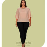 Blusa Cropped com Manga Morcego e Gola Dupla